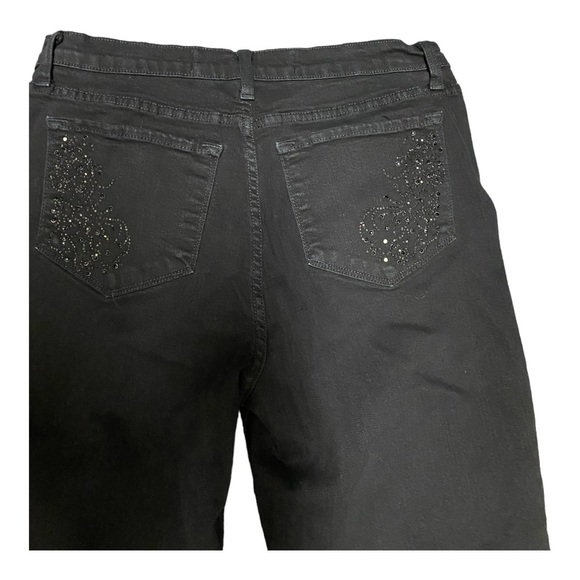 NYDJ SZ 12 black with stud design on back pockets. Some missing other than that - Picture 2 of 7